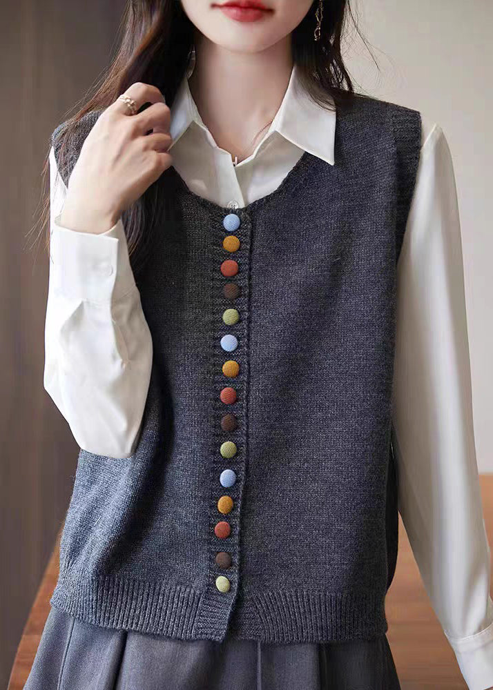 Gilet simple en tricot gris à col rond et boutons sans manches TF034