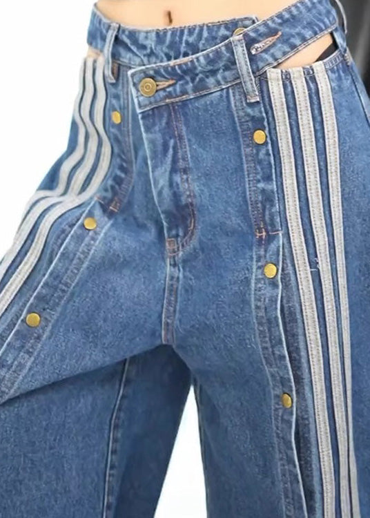 Pantalon large et élégant à jambes ouvertes sur le côté en denim bleu avec poches