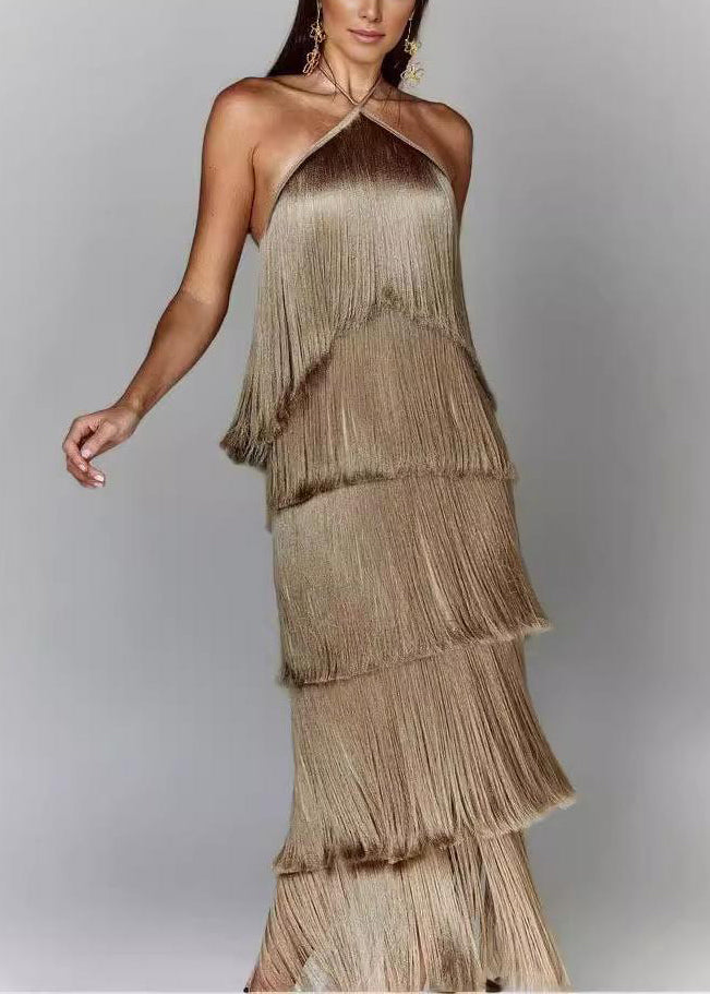 Robe d'été en soie marron élégante dos nu à pompons