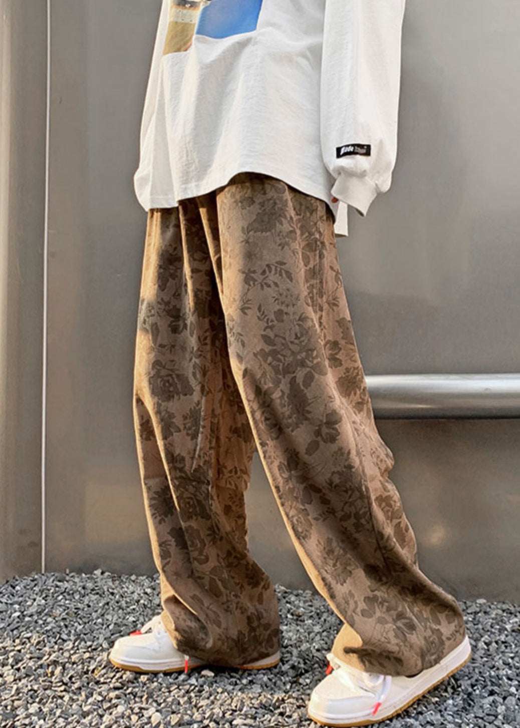 Pantalon élégant en velours côtelé à taille élastique pour homme, kaki