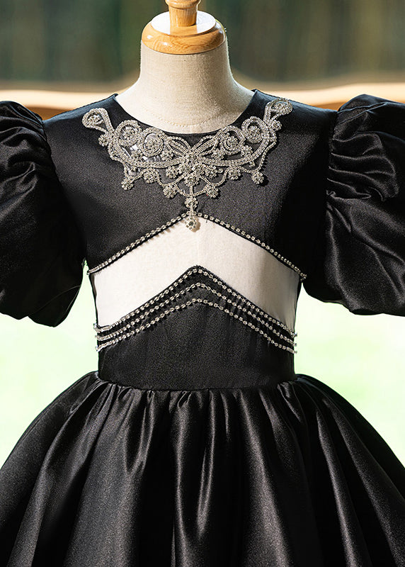 Robe longue d'été noire à col rond et patchwork ajouré en soie pour fille YG016