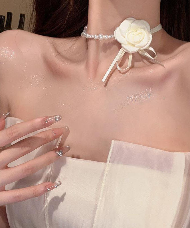 Vogue Weiß Tuch Asymmetrische Perle Kamelie Blume Anhänger Halskette YA008