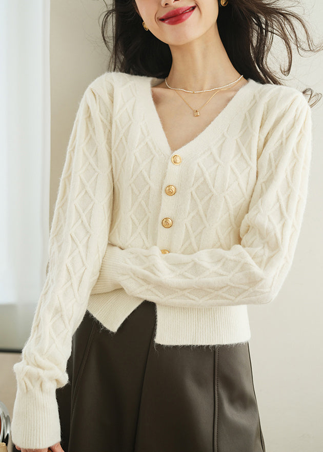 Weißer Strickpullover mit Knopfleiste und V-Ausschnitt, Frühling TF010