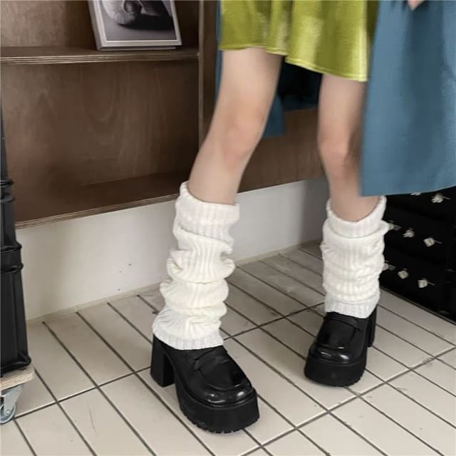 Einfarbige gerippte Beinwärmer (verschiedene Designs)