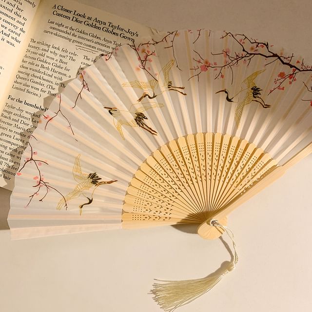 (Various Fan Print Hand Designs) Foldable Bamboo