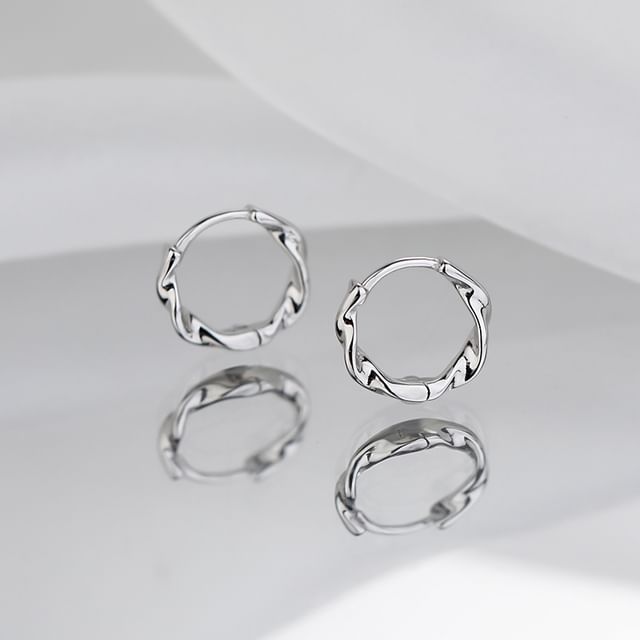 Hoop Wavy Sterling Silver Earring