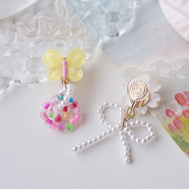 Earring Asymmetrical Flower Drop On / Clip Beaded