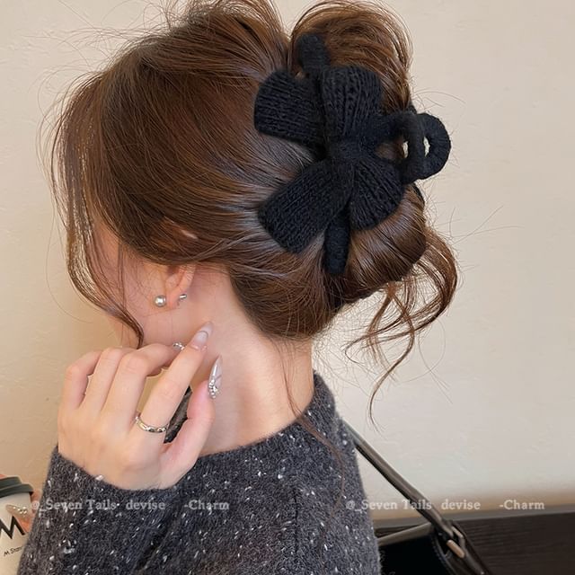 Claw Clip Bow Hair Acrylic Knit
