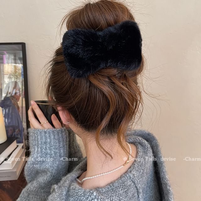 Clip Claw Bow Hair Chenille