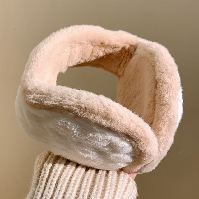 Trim Earmuffs Fluffy Contrast