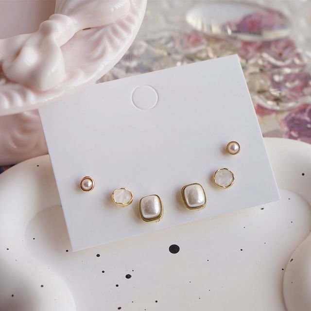 Faux Pearl Stud Set Earring