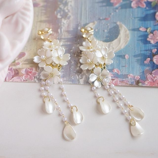 Sterling Earring / Pearl Faux Flower Drop Silver Clip-On 925