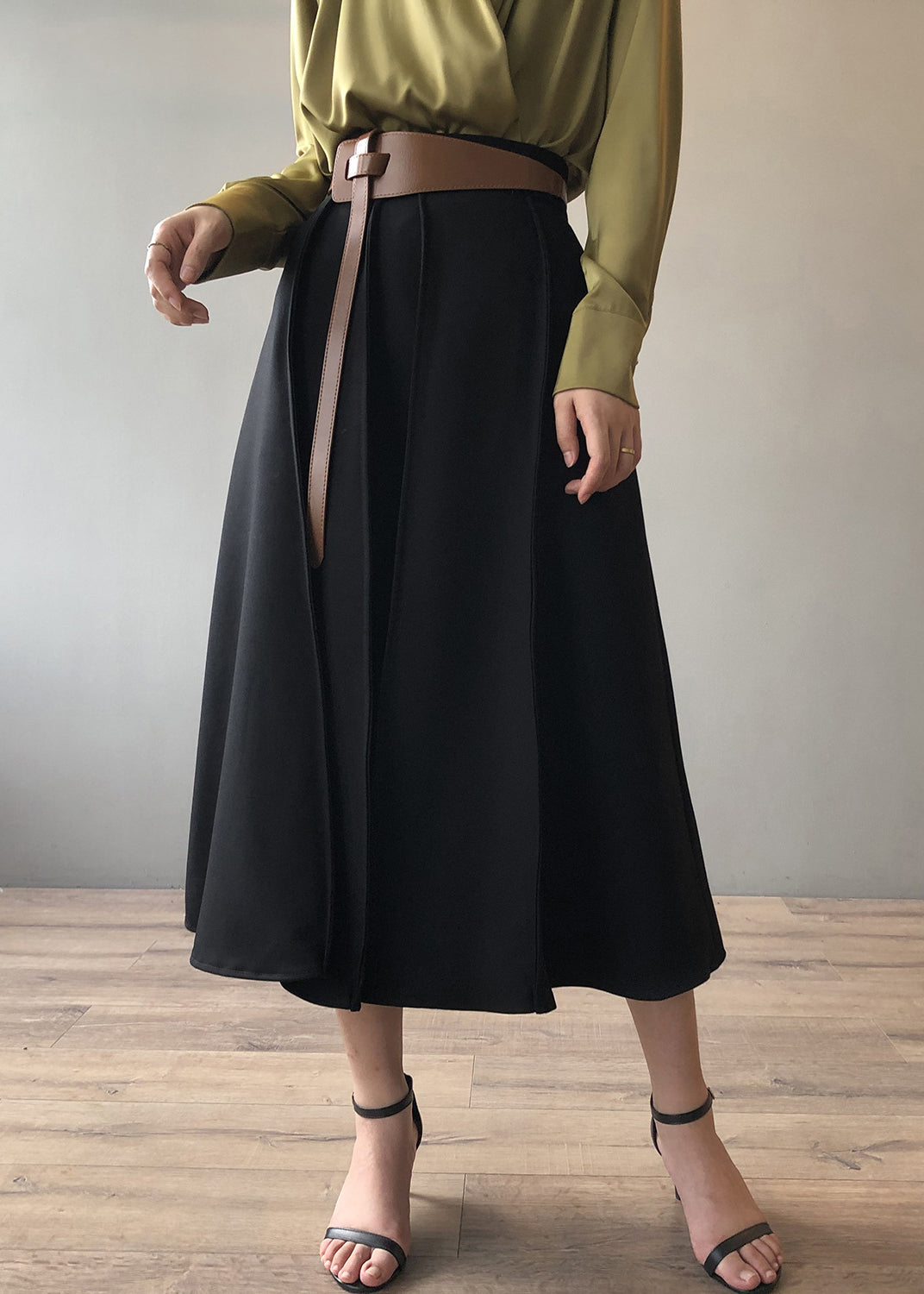 Jupe en coton noir à ourlet extra large, froissée, taille haute, automne WD015