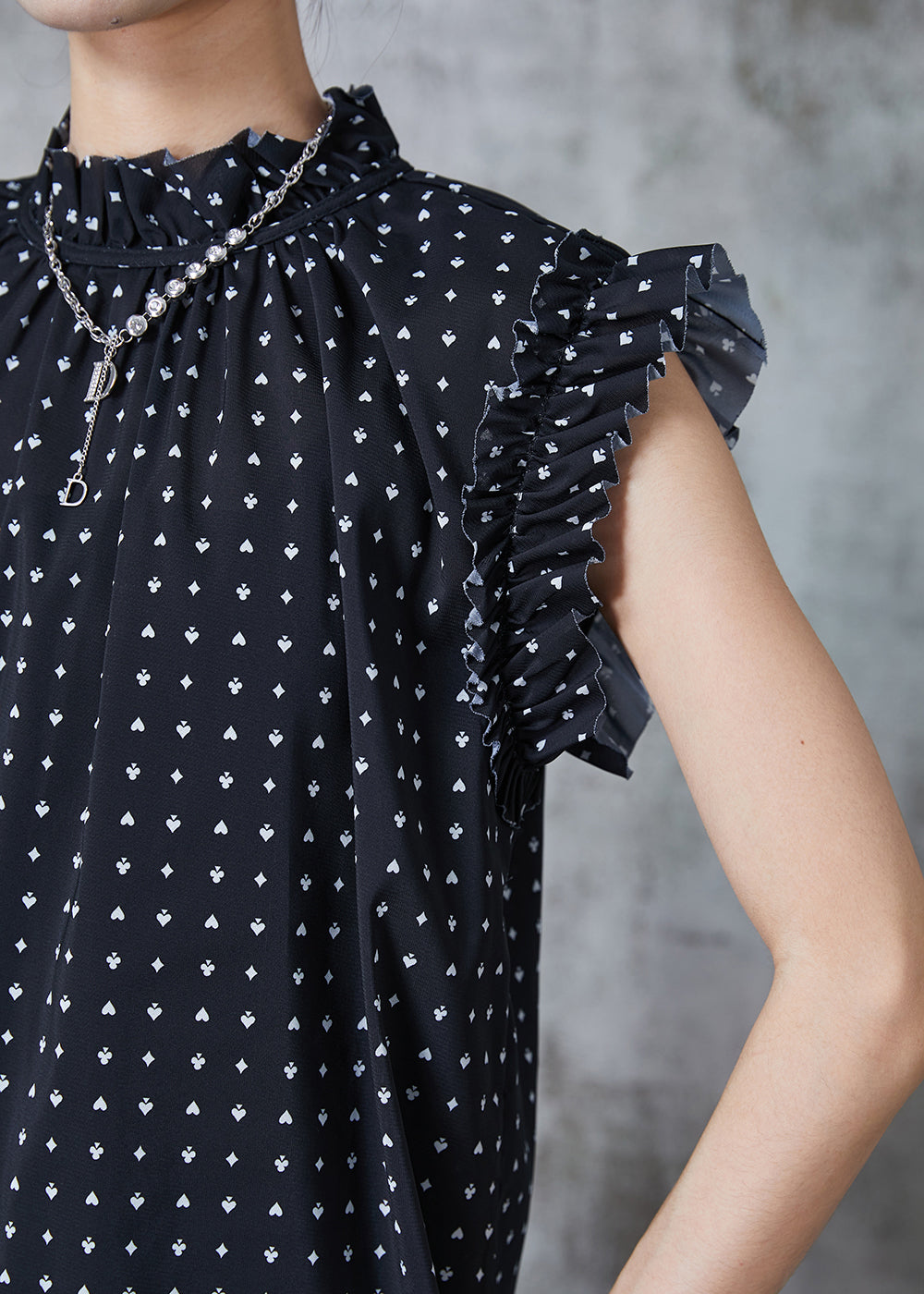 Haut en mousseline de soie imprimé à volants noirs style été QA1010