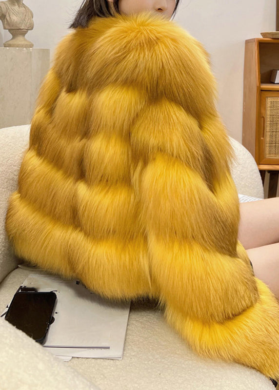 Manteaux élégants en cuir et fourrure de renard jaune pour l'hiver WV031