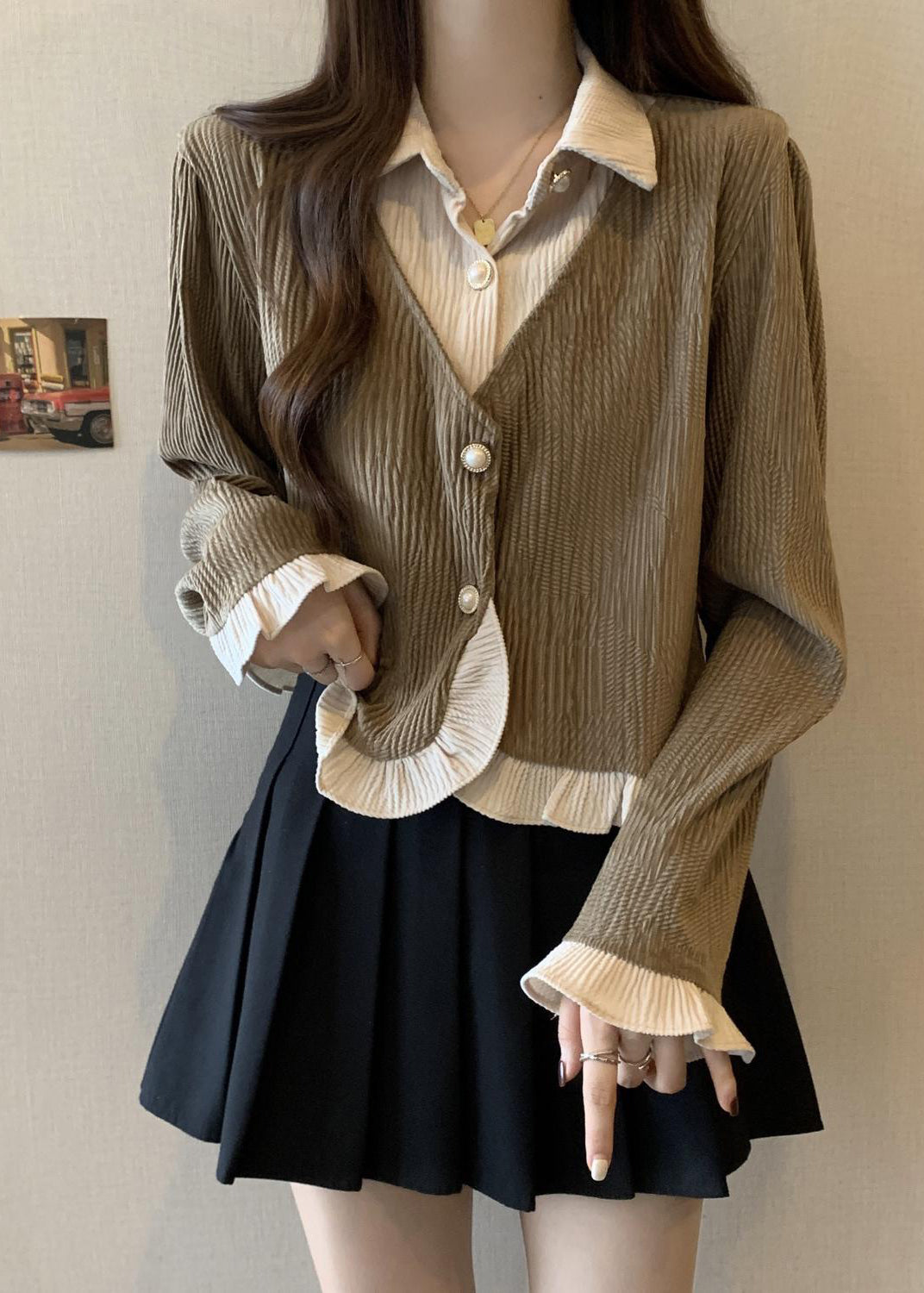 Unique Khakifarbenes, gerüschtes Patchwork-Zweiteiler-Cordtop für den Herbst QC043