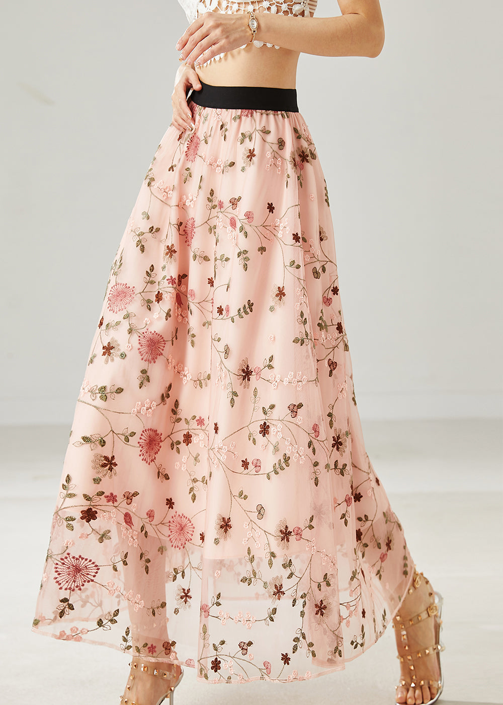 Jupe trapèze en tulle rose brodée pour l'été AZ1036