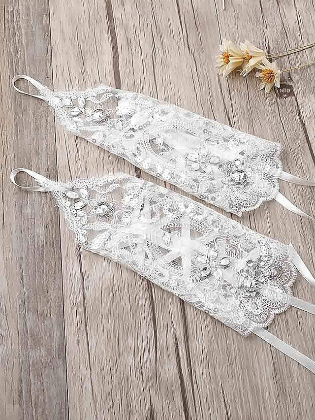Elegant with Accessories Wedding – Bridal Pearls Lace Gloves