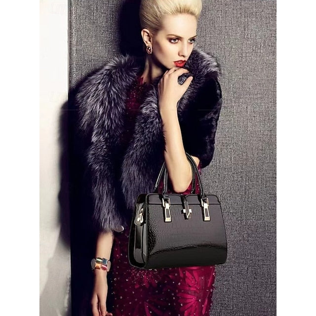 Sac à main femme en cuir verni imitation croco bordeaux