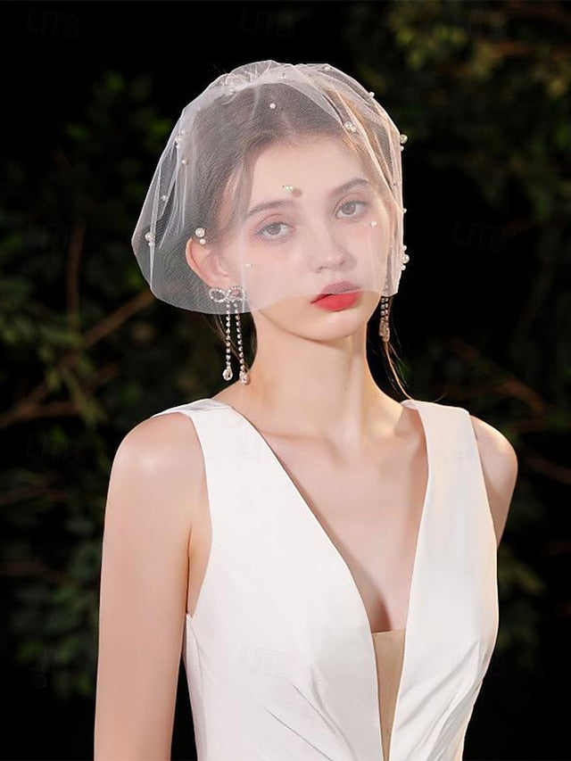 and Bridal – with Pearl Veil Embellishments Crystal Short