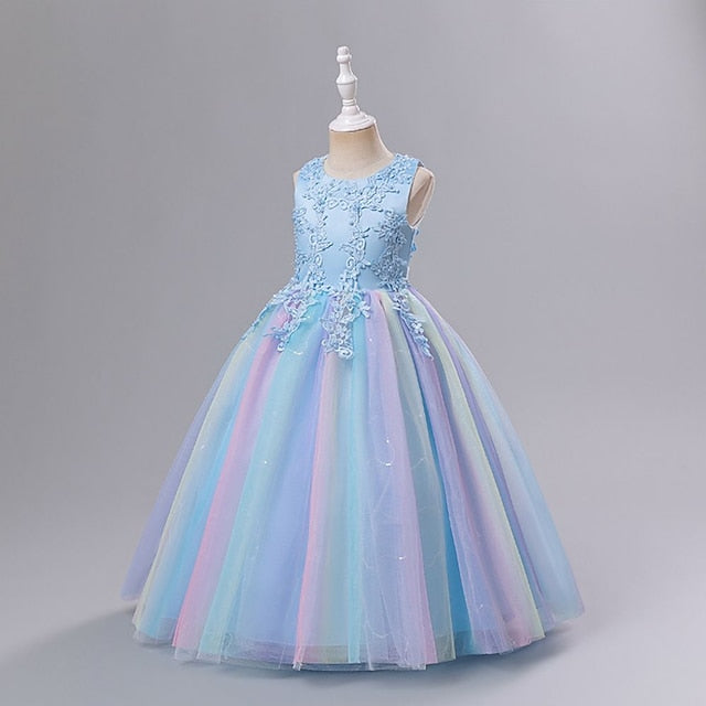 A Girls' Floral Solid Line Colored Kids Dress
