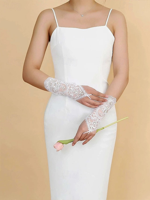 Elegant with Accessories Wedding – Bridal Pearls Lace Gloves