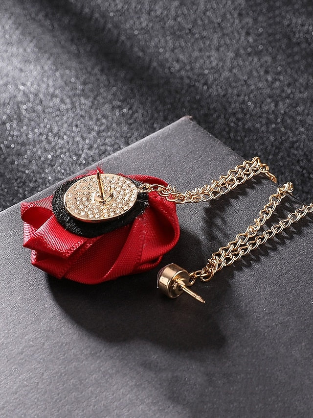 Chain – Lapel Red Men's Rose Pin with Gold Elegant