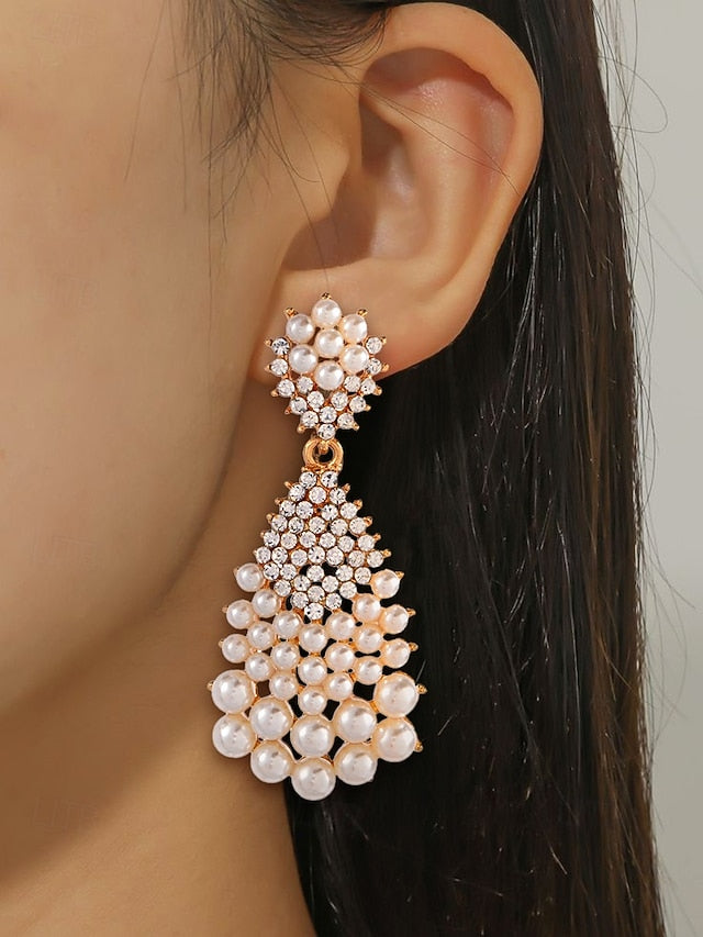 Elegant Rhinestone Faux Drop Pearl and Earrings Vintage –