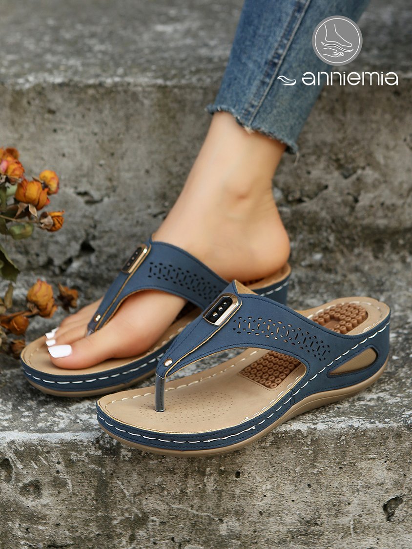 Hollow Out Metal Decor Wedge Thong Slide Sandals DD45