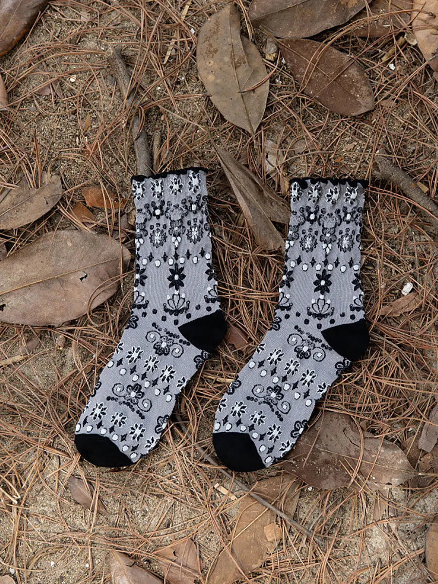 5 Pairs Women Vintage Flower Jacquard Socks Ada Fashion