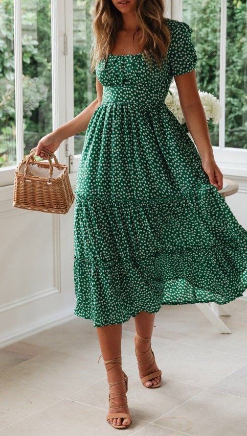 Kurzärmliges Midi-Hängerkleid in A-Linie mit Blumenmuster, eckigem Ausschnitt und YS1003