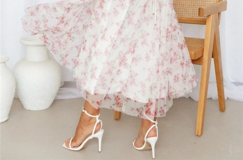 Sleeveless V-Neck Floral Print Cross-Strap Maxi Dress OP38