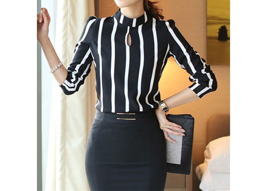 Puff-Sleeve Striped Keyhole Blouse OP50