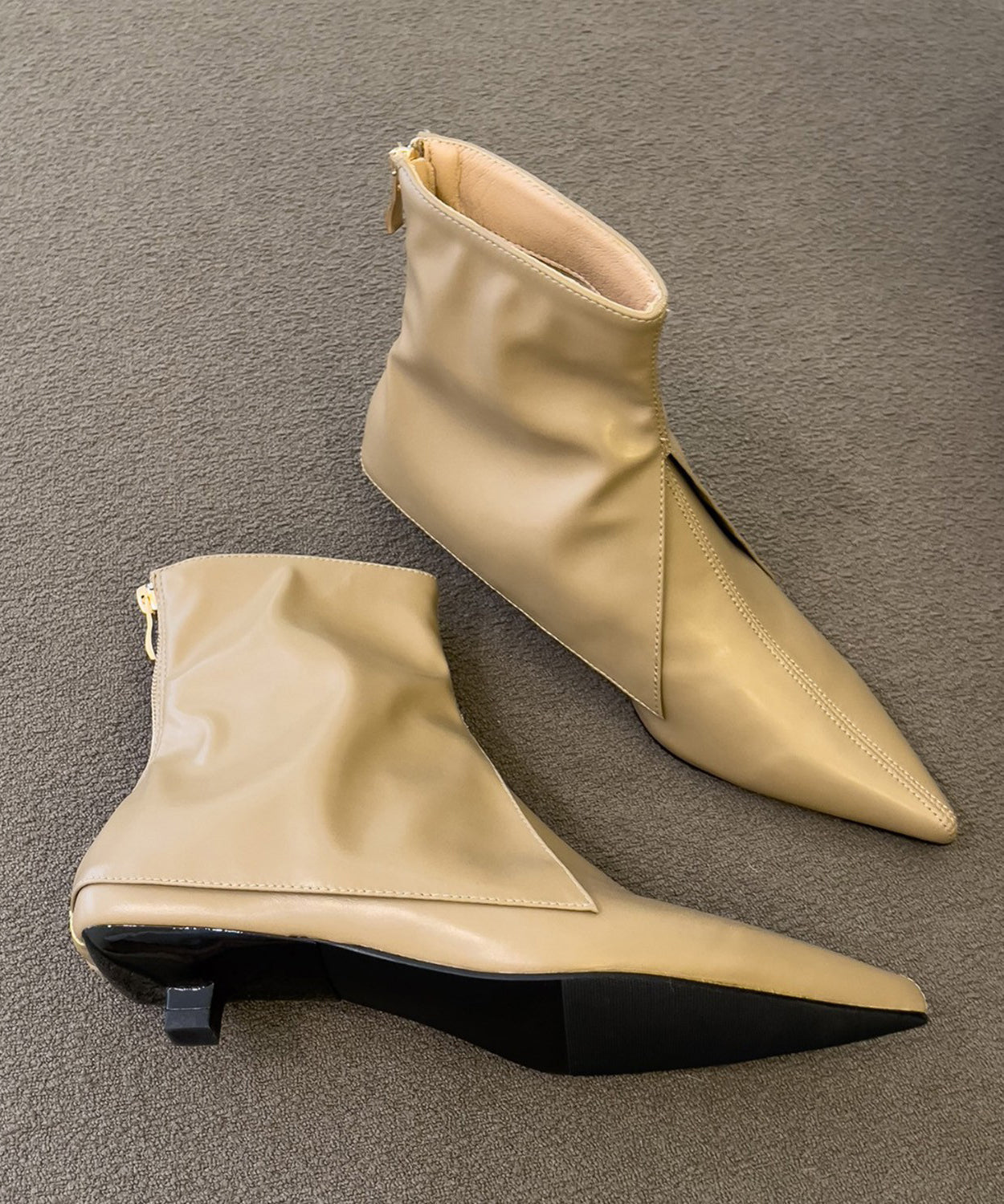 Ankle Boots Khaki Faux Leather Pointed Toe AH559