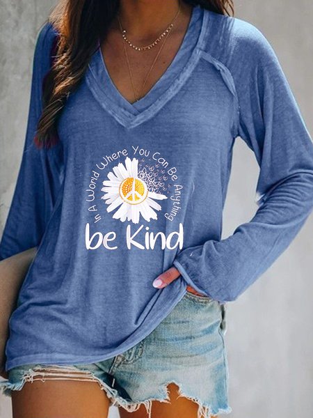 Lässiges bedrucktes Tunika-T-Shirt mit V-Ausschnitt und langen Ärmeln AH726