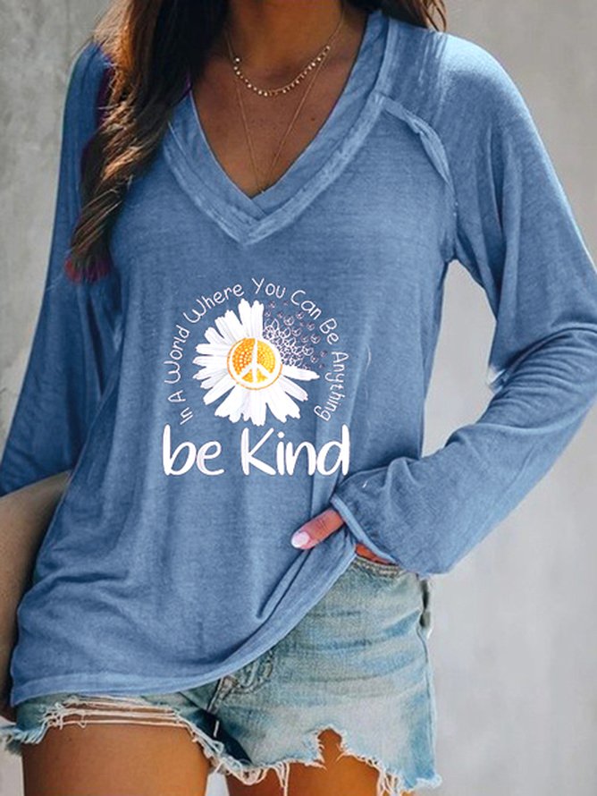 Lässiges, bedrucktes T-Shirt mit langen Ärmeln und V-Ausschnitt QH102