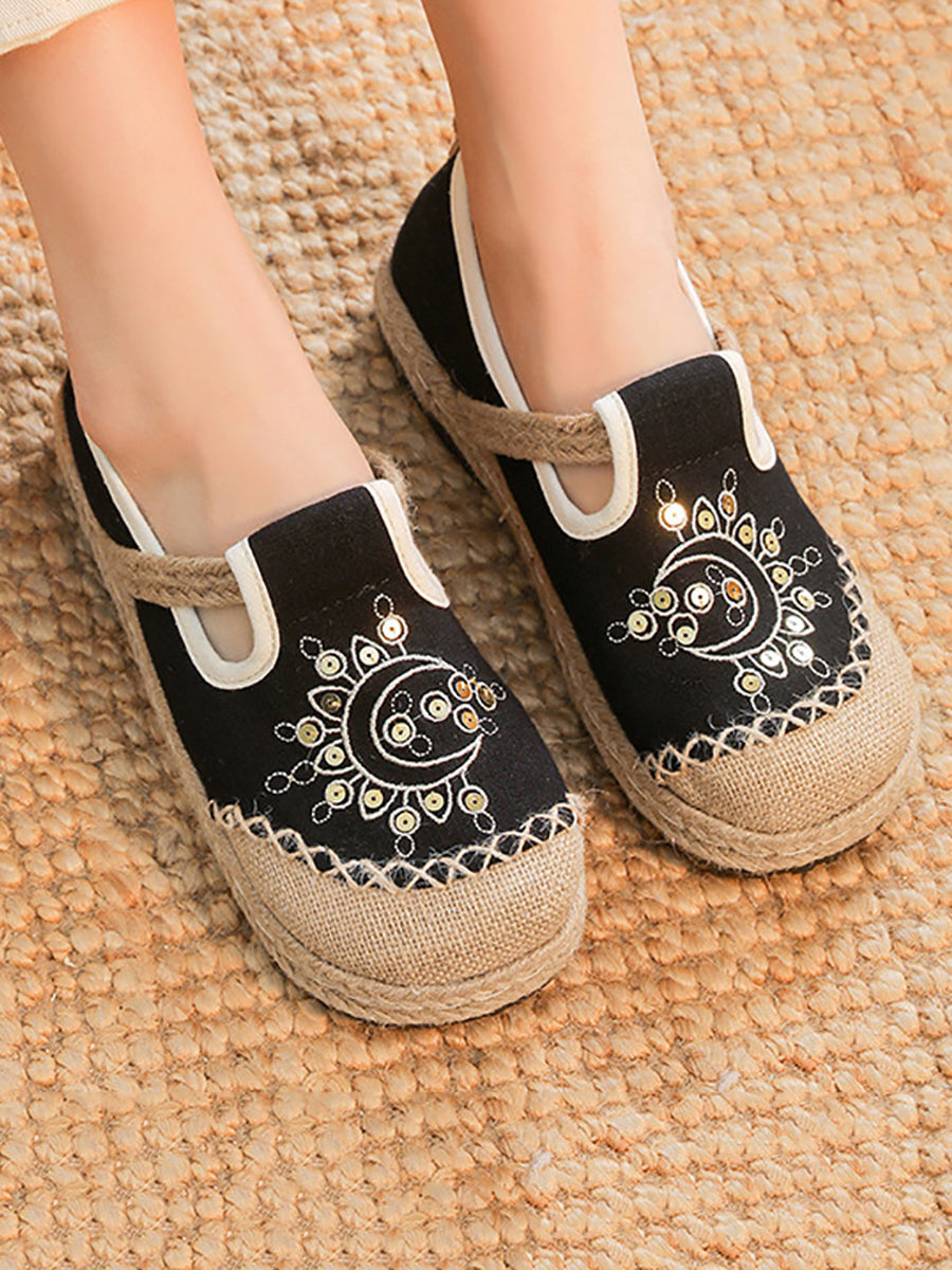 Women Vintage Summer Moon Embroidery Cloth Shoes WE1037