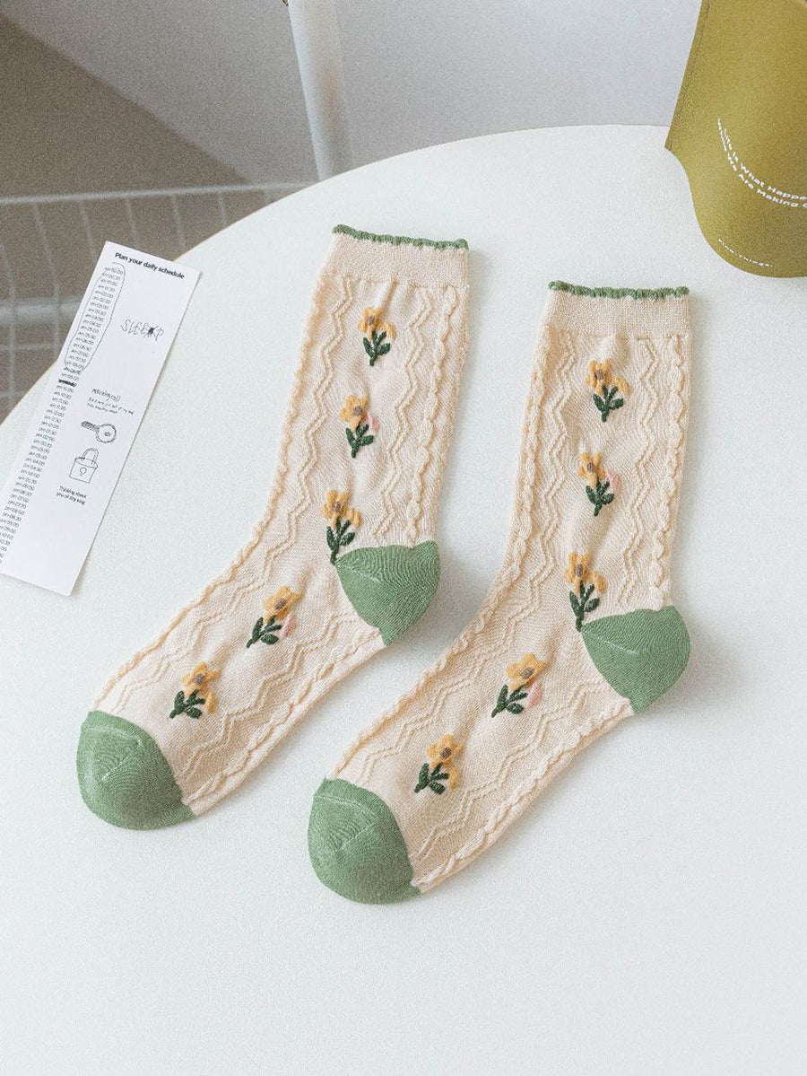 5 Pairs Women Artsy Flower Green Mid-Calf Socks IO1011