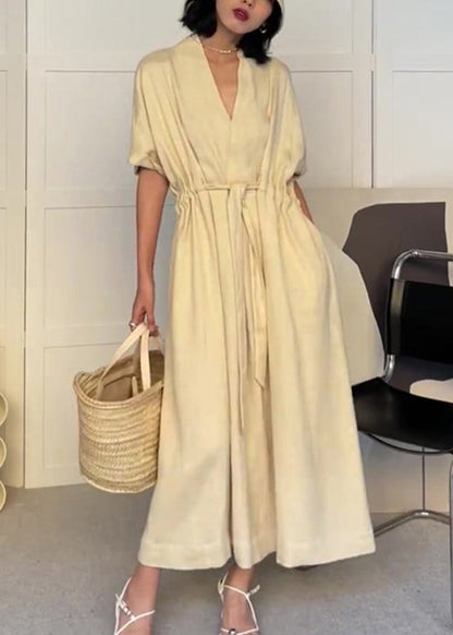 Modernes Sommerkleid aus Baumwolle in Beige mit V-Ausschnitt und Taschen 