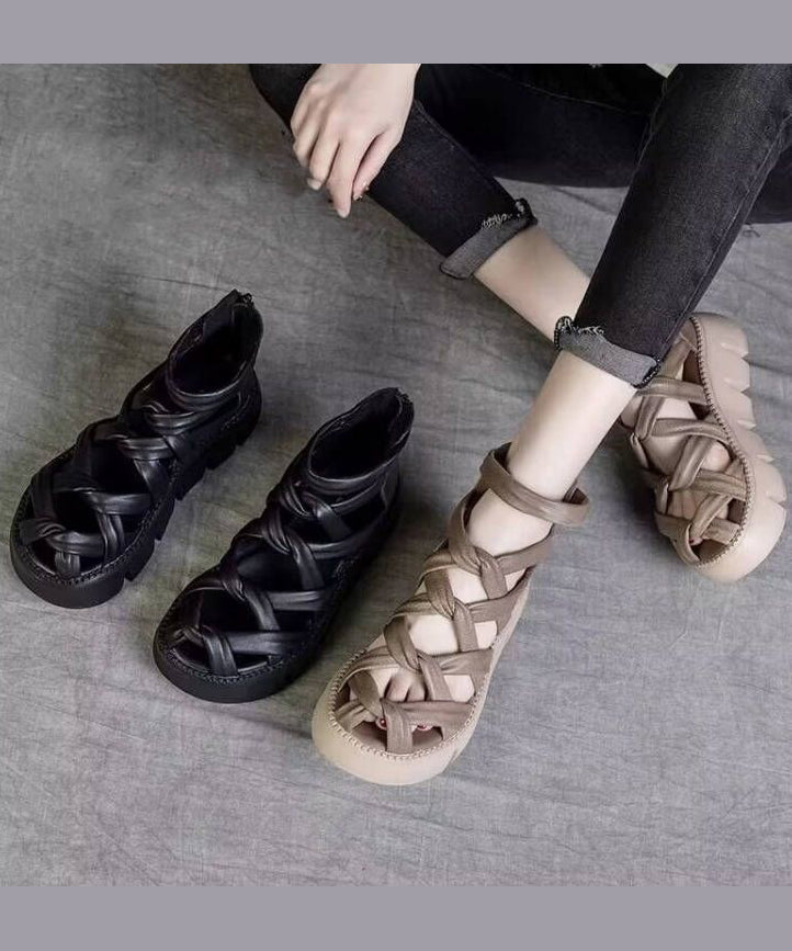 2024 Sommer Neue schwarze ausgehöhlte römische Sandalen AP1043