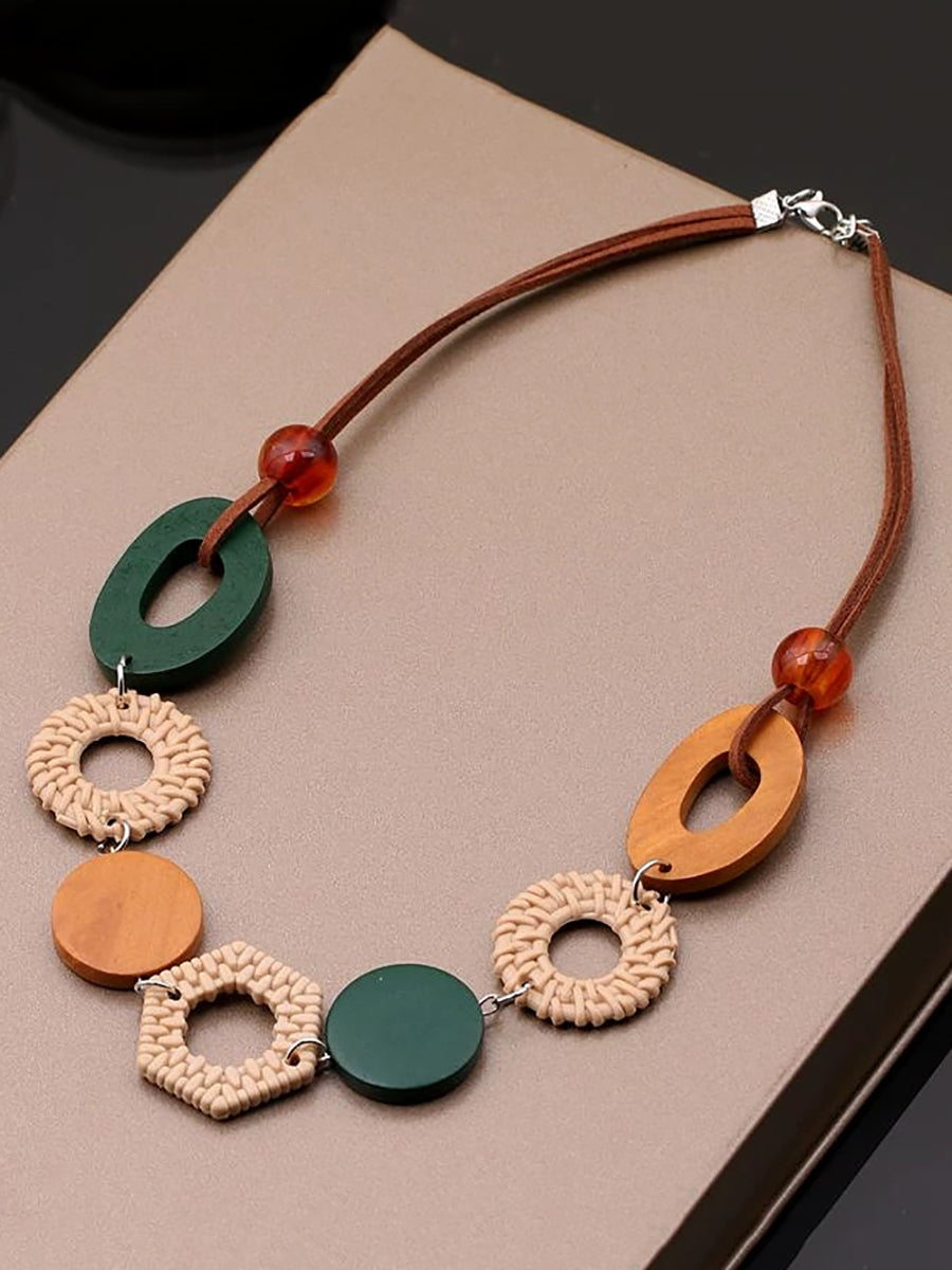 Collier géométrique en bois ethnique pour femme
