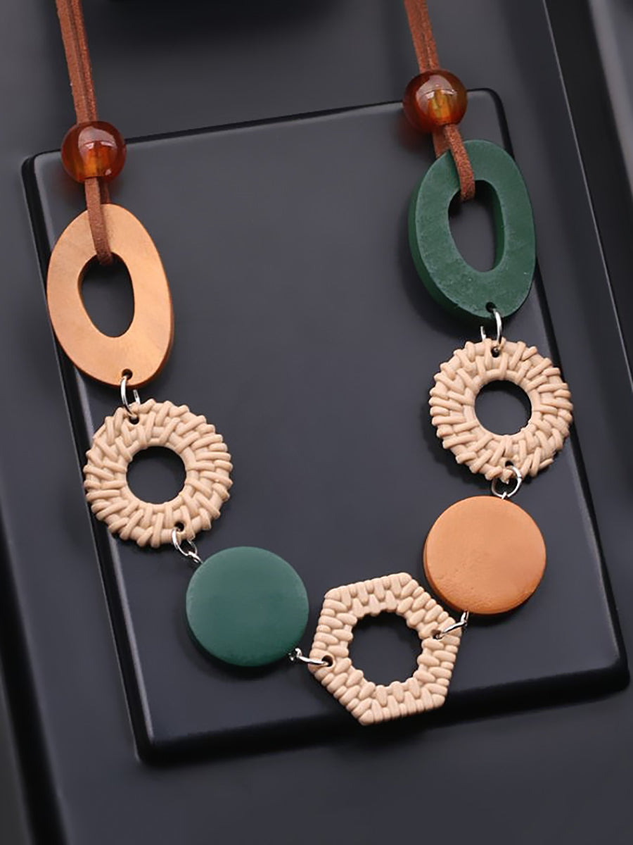 Collier géométrique en bois ethnique pour femme