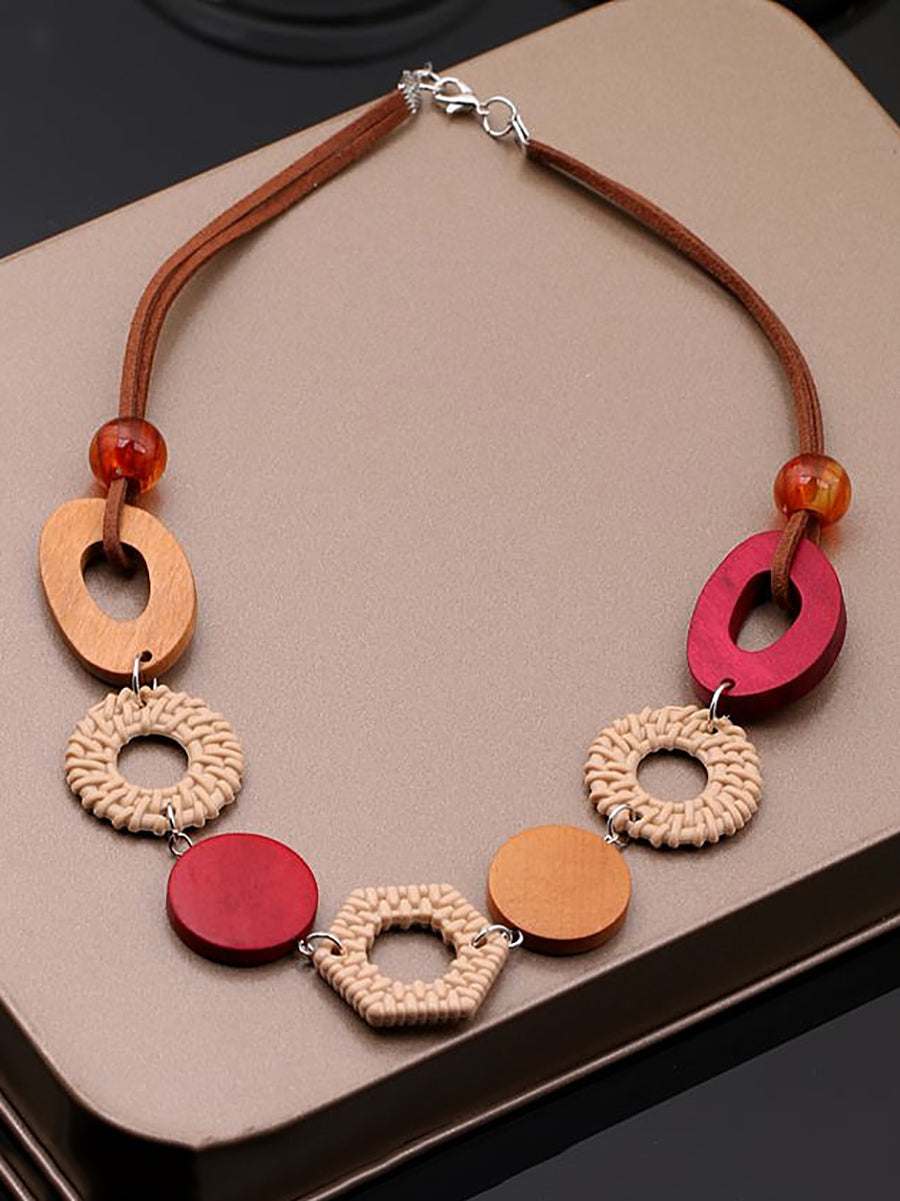 Collier géométrique en bois ethnique pour femme