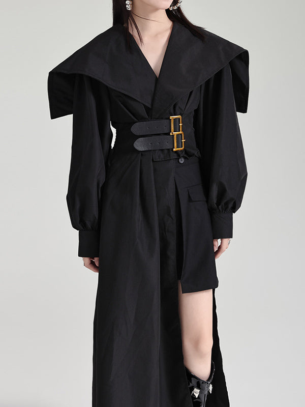 Robe longue noire plissée asymétrique à revers et ceinture moderne 
