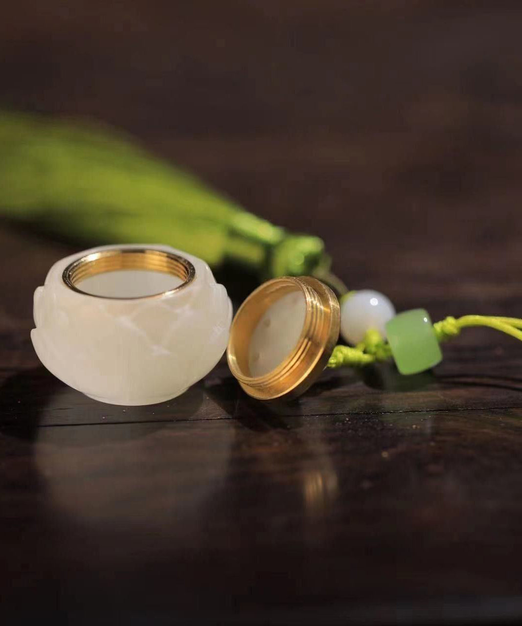 Jade Woven Art Hollow Lotus Tassel Hand Phone Green Chains Out