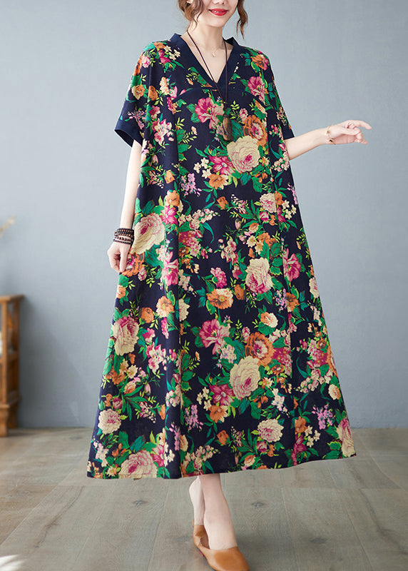 Marineblaues Baumwoll-Sommerkleid mit Kunstdruck in Übergröße