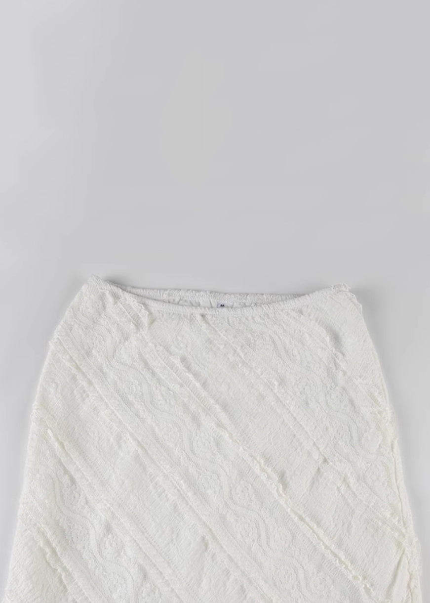 Jupes d'été blanches hautes en dentelle sur les côtés, taille ouverte