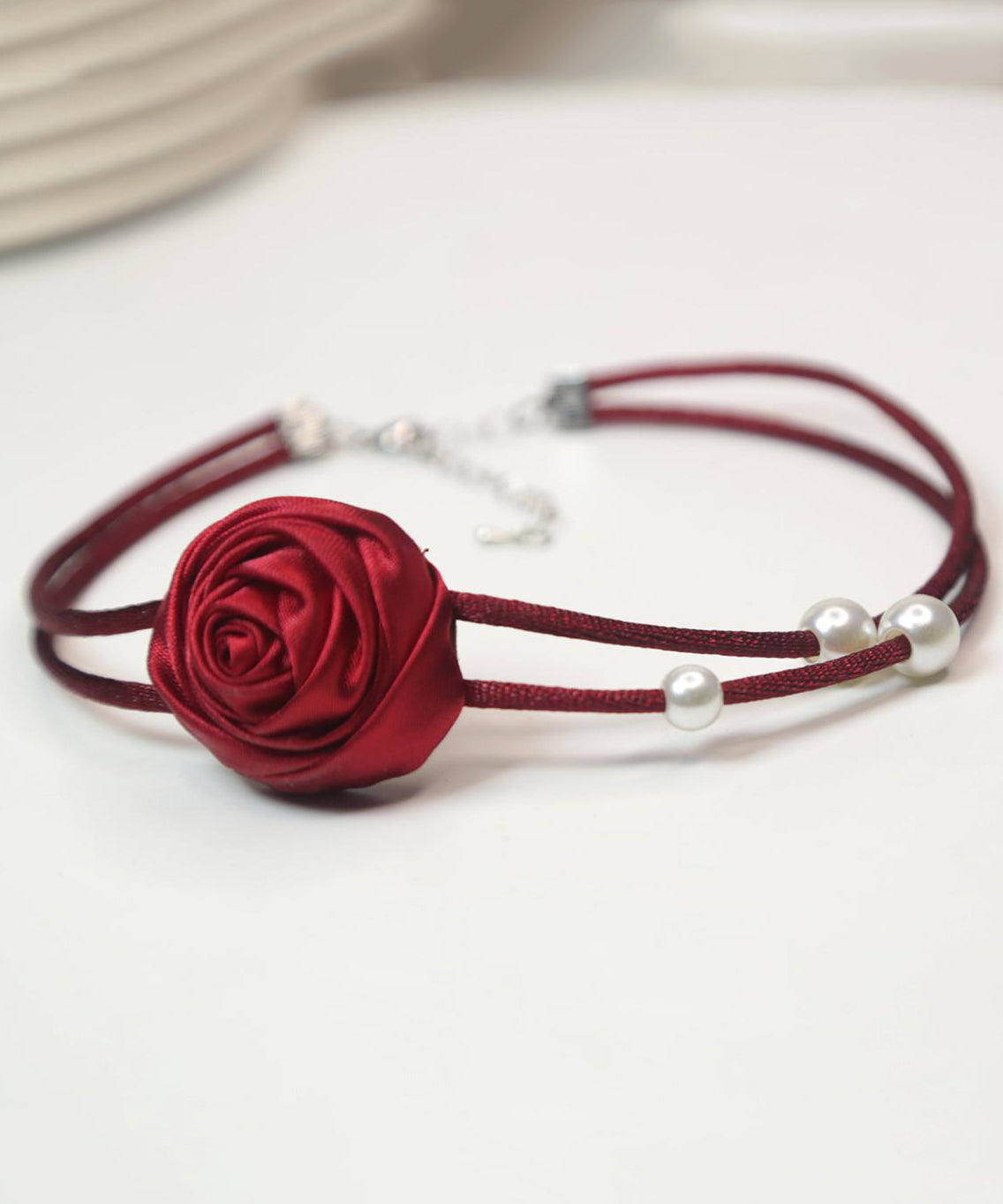 Magnifique collier princesse floral en alliage de soie de mûrier et perles YU019