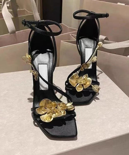 Sandales à talons hauts noires à décor floral français KJ028