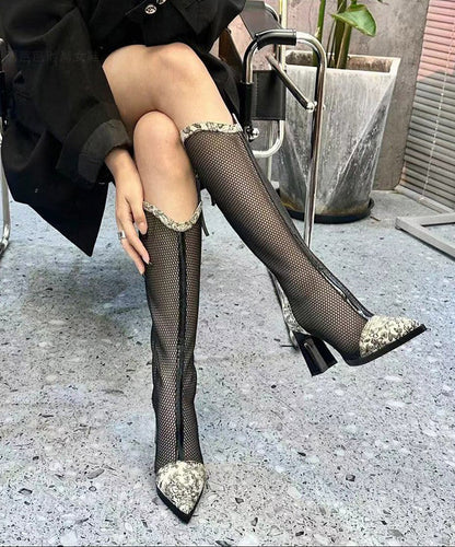 Bottes à talons en maille noire avec épissure épaisse en tulle creux